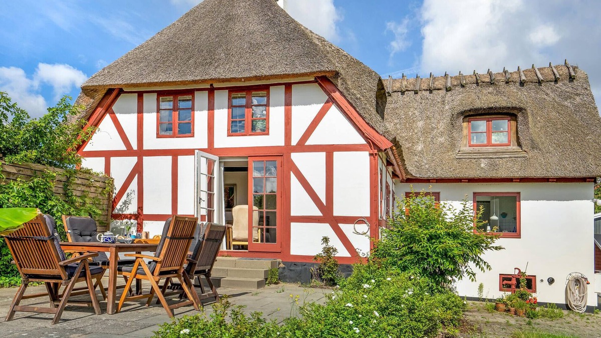 Vindeby House | 1 bedroom beach front home in Svendborg