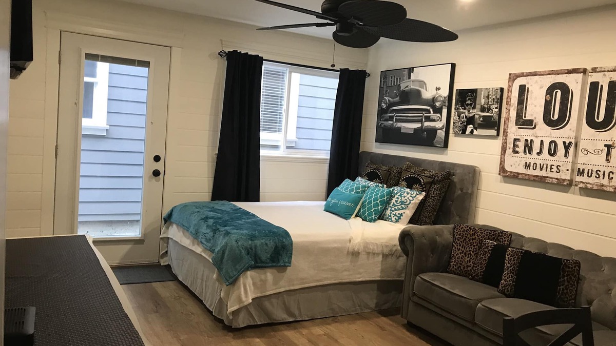 Highlands House | 1 Bedroom BEAR MOUNTAIN RAINFOREST GUEST SUITE