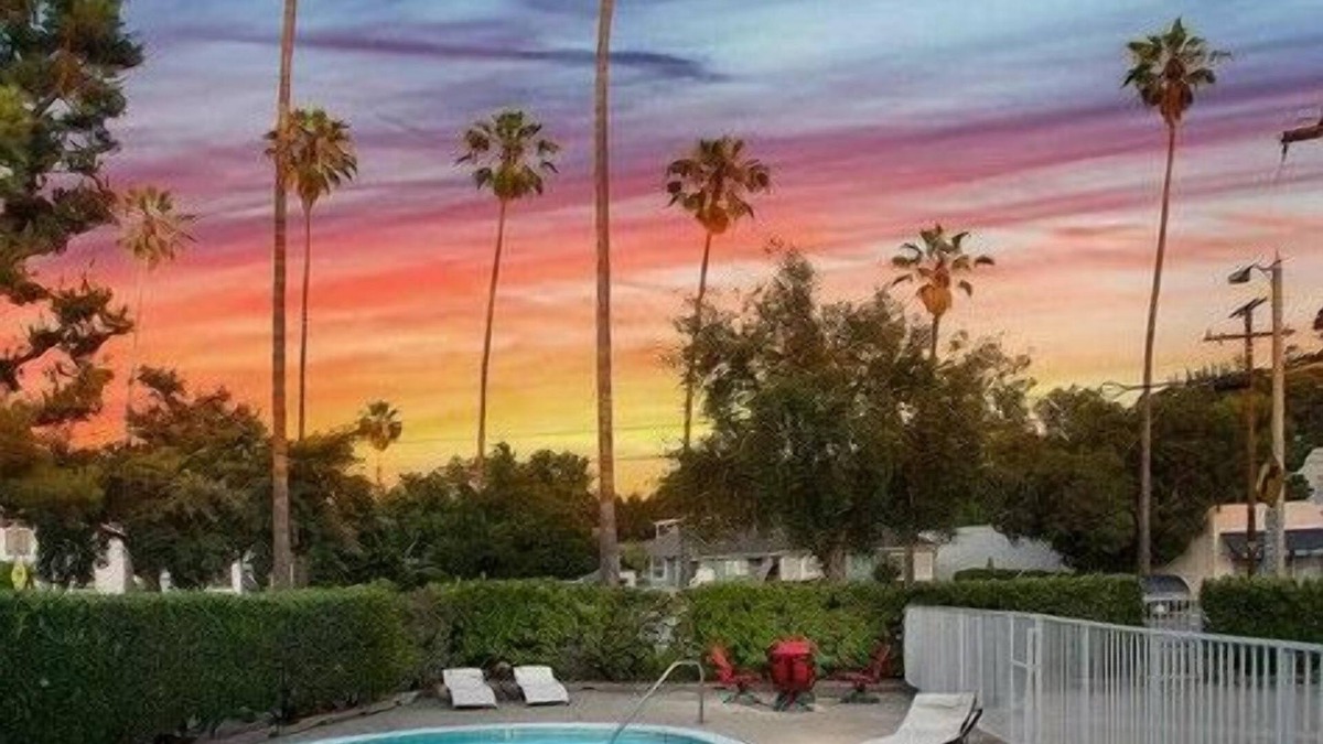 South Pasadena Condo | 1 Bedroom Condo L-454902 by Houzlet