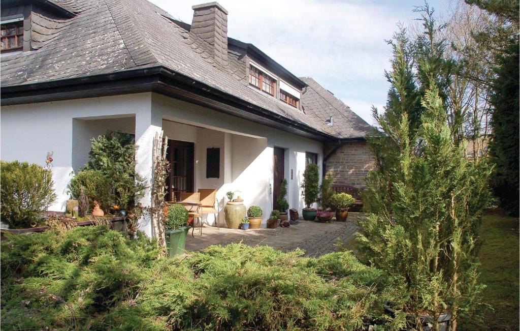 Schoenecken Apartment | 1 Bedroom Cozy Apartment In Schönecken