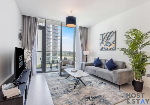 Jumeirah Village Triangle Apartment | 1 Bedroom - Crystal Lagoon - MBR City Meydan