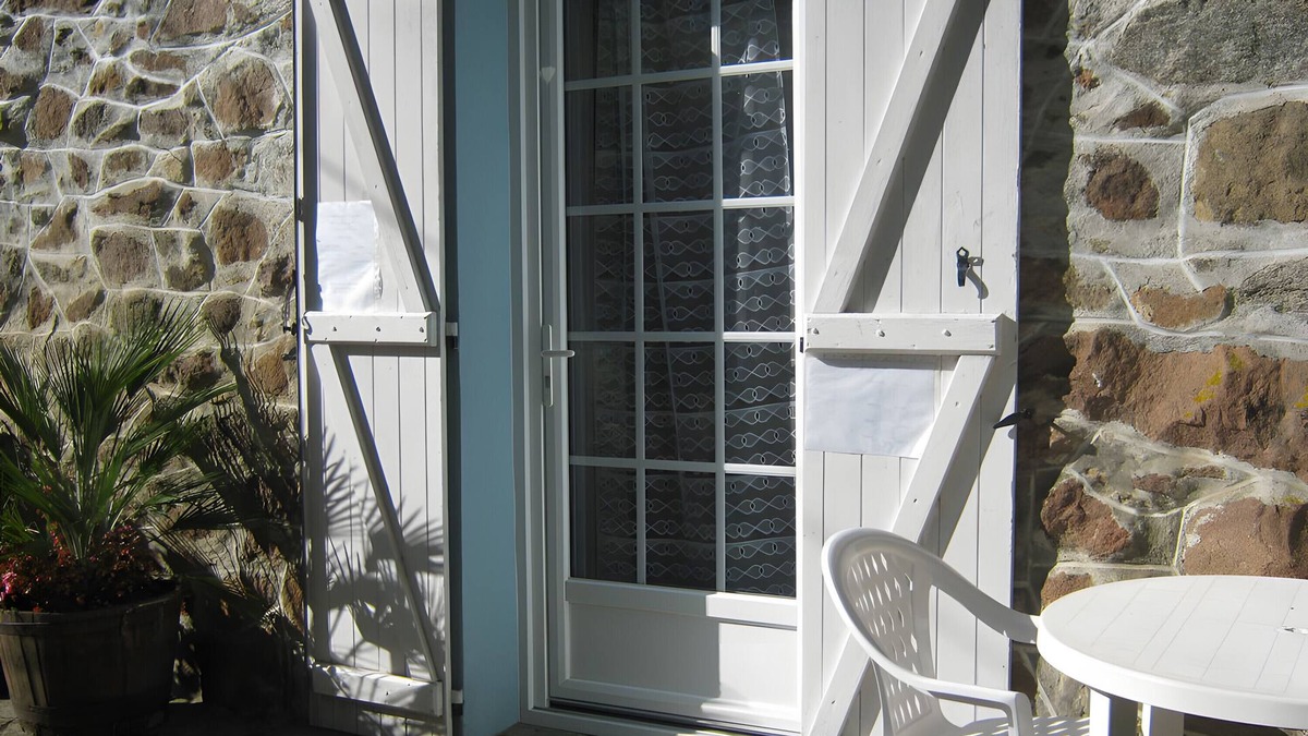 Panazol Apartment | 1-Bedroom Gîte - Gîtes Coubras