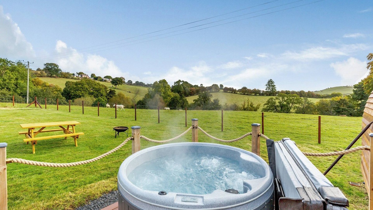 Welshpool Cottage | 1 bedroom accommodation in Llanfair Caereinion