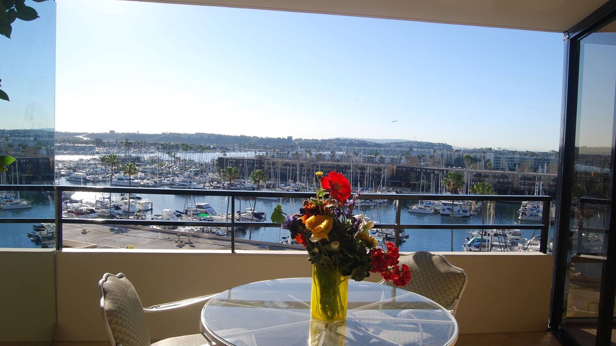 Marina del Rey Condo | 1 bedroom in a 5 star resort at the water in MDR in the famous Silicon Beach