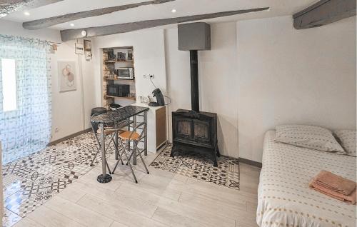 Thenay House | 1 Bedroom Nice Home In Thenay