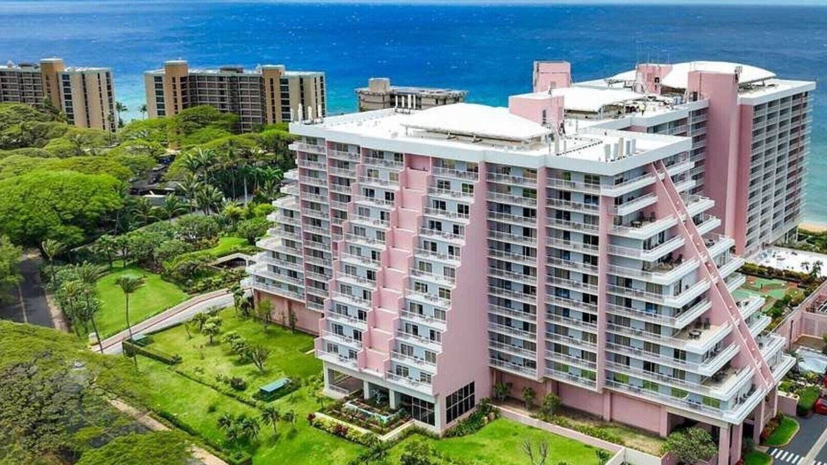 Honokowai Resort | 1-Bedroom Ocean View at Hilton Ka'anapali: Stunning Views, Pools & Island Luxury