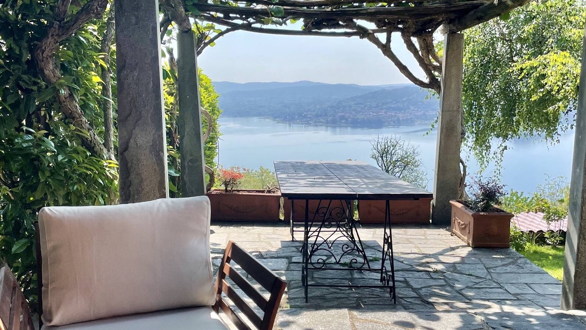 Massino Visconti House | 1 Bedroom Private vacation home in Massino Visconti