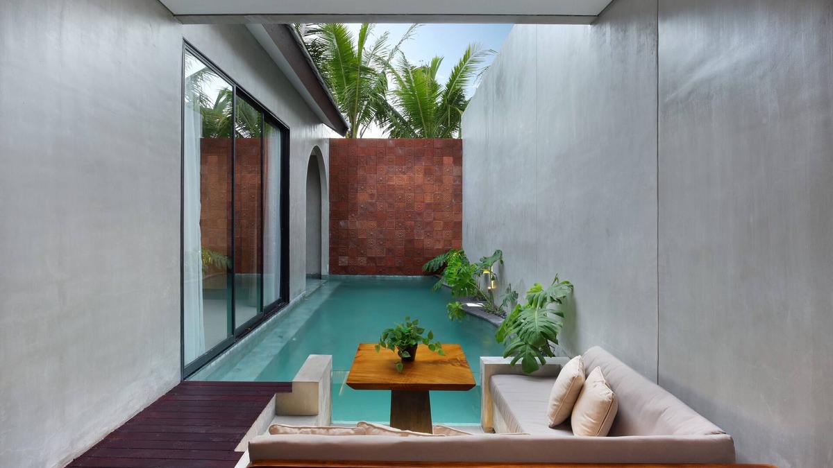 Central Seminyak Villa | 1 Bedroom Private Pool Villa with Bathtub at Ubud