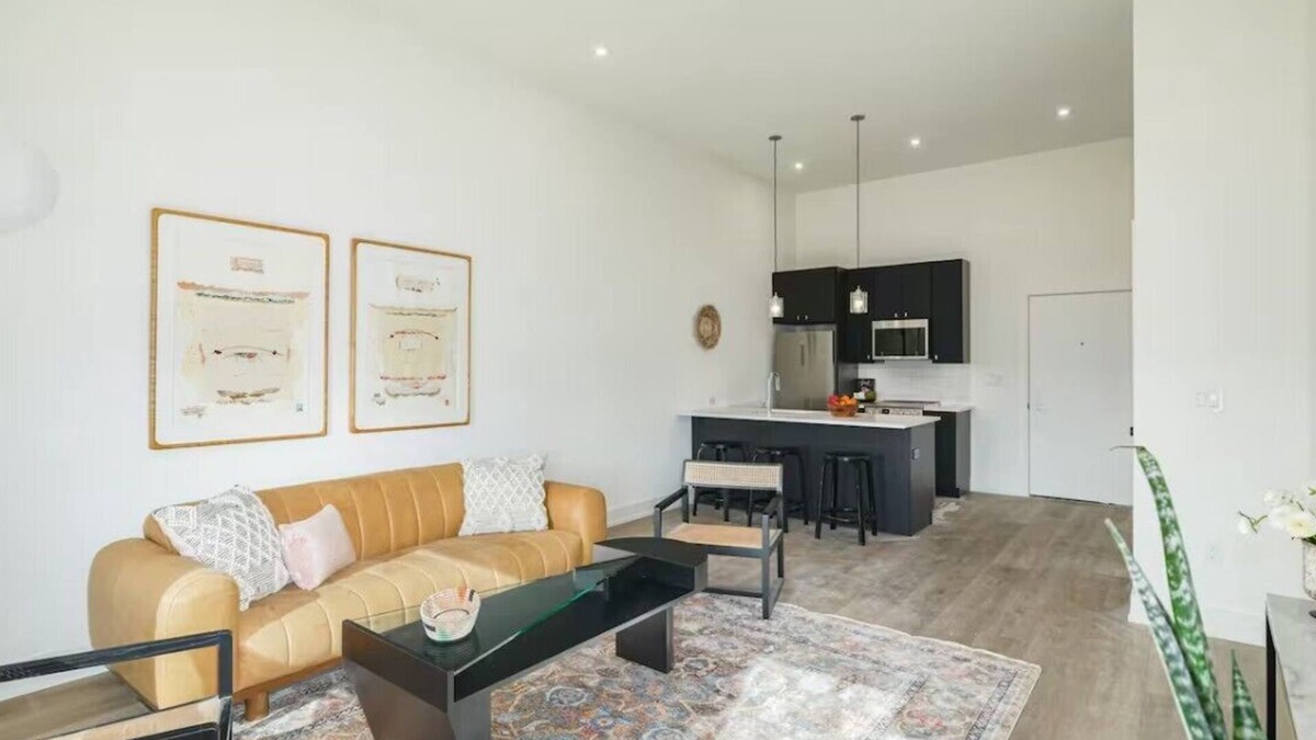 Philadelphia Apartment | 1 Bedroom Rental in Philadelphia with Parking