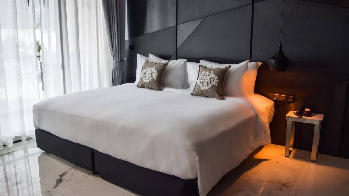 Kamala Hotel | 1 Bedroom Suites 1 Min walk to Kamala Beach