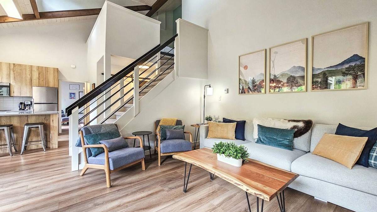 East Kootenay Apartment | 1 bedroom w/loft at Toby Creek