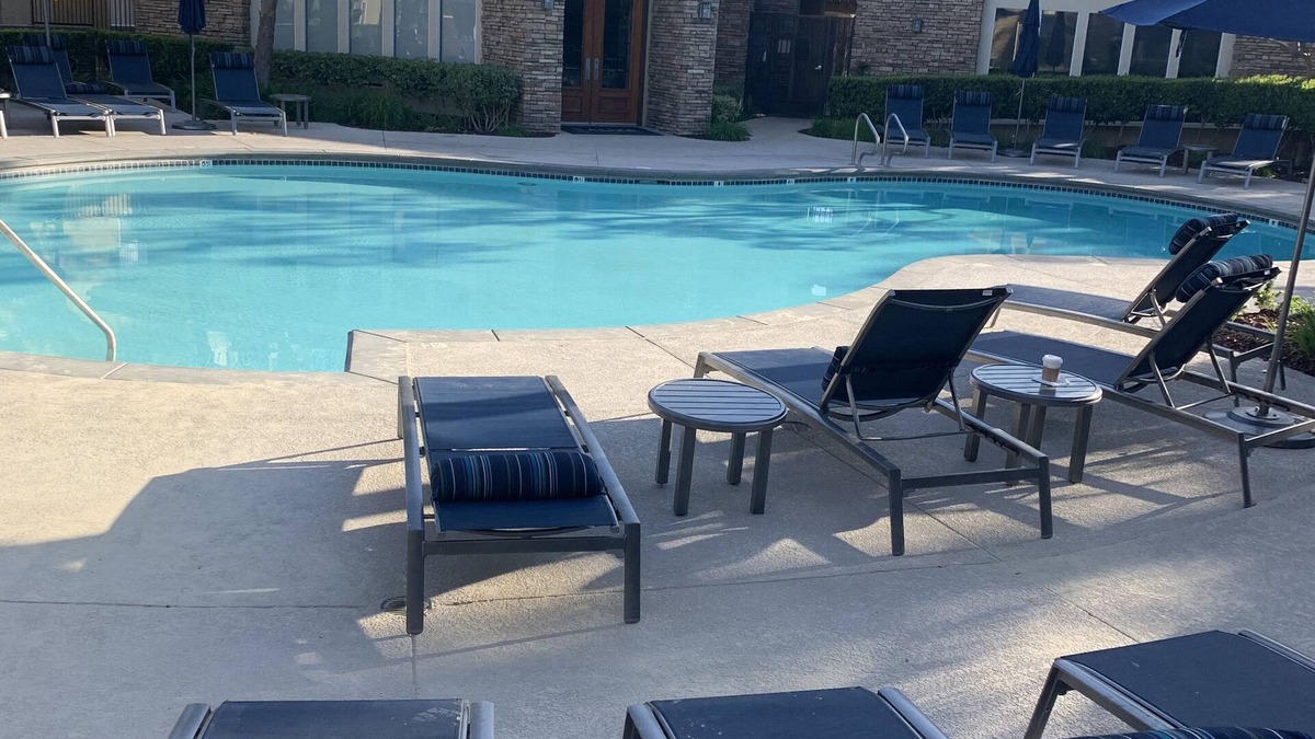 Aliso Viejo Apartment | 1 bedroom w//private bath at 2 bed apt. Shared kitchen and livingroom