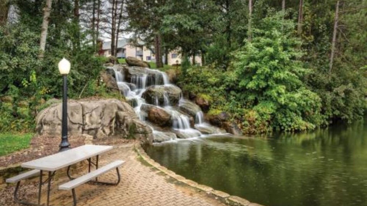 Lake Delton Resort | 1 Bedroom Wisconsin Dells, Wyndham Tamarack!