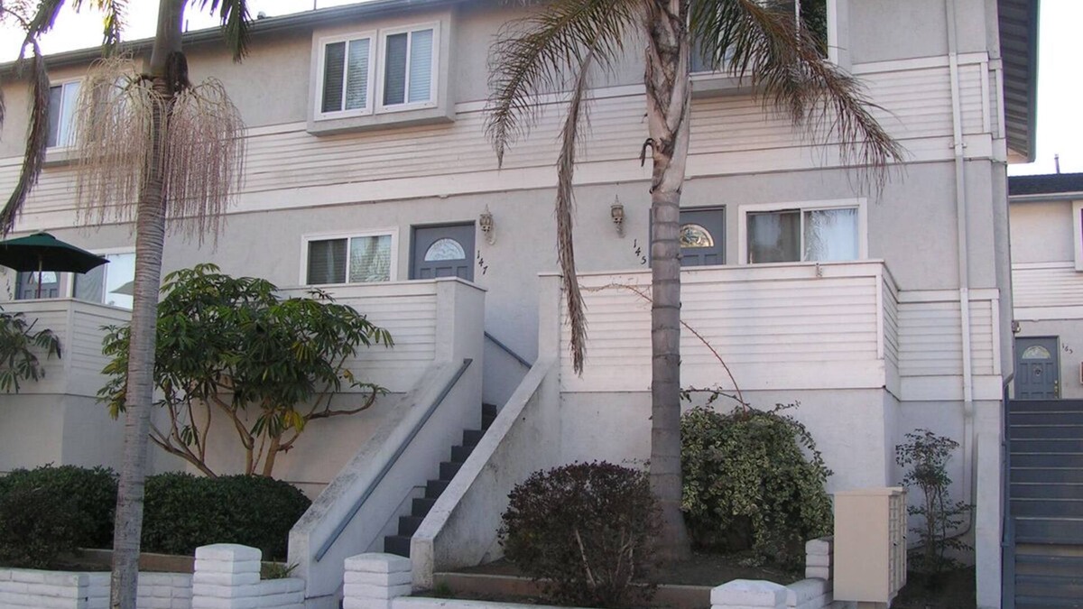 Imperial Beach House | 1 Block From The Beach!