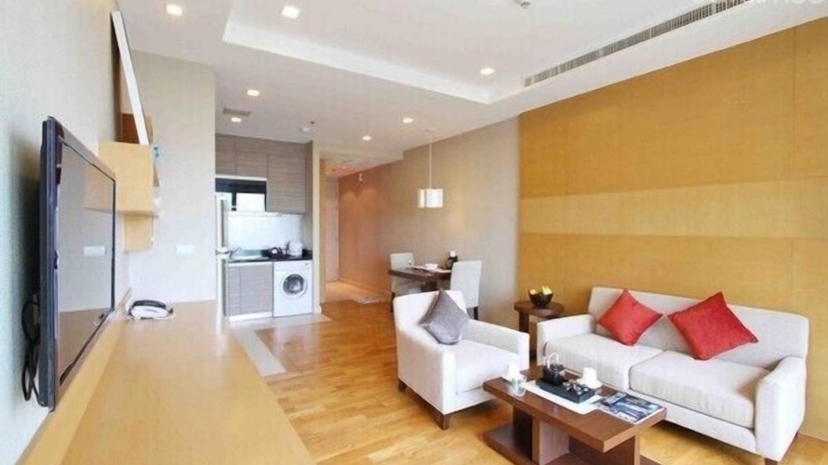 Asoke Apartment | 1 BR Apartment With Panoramic View 1