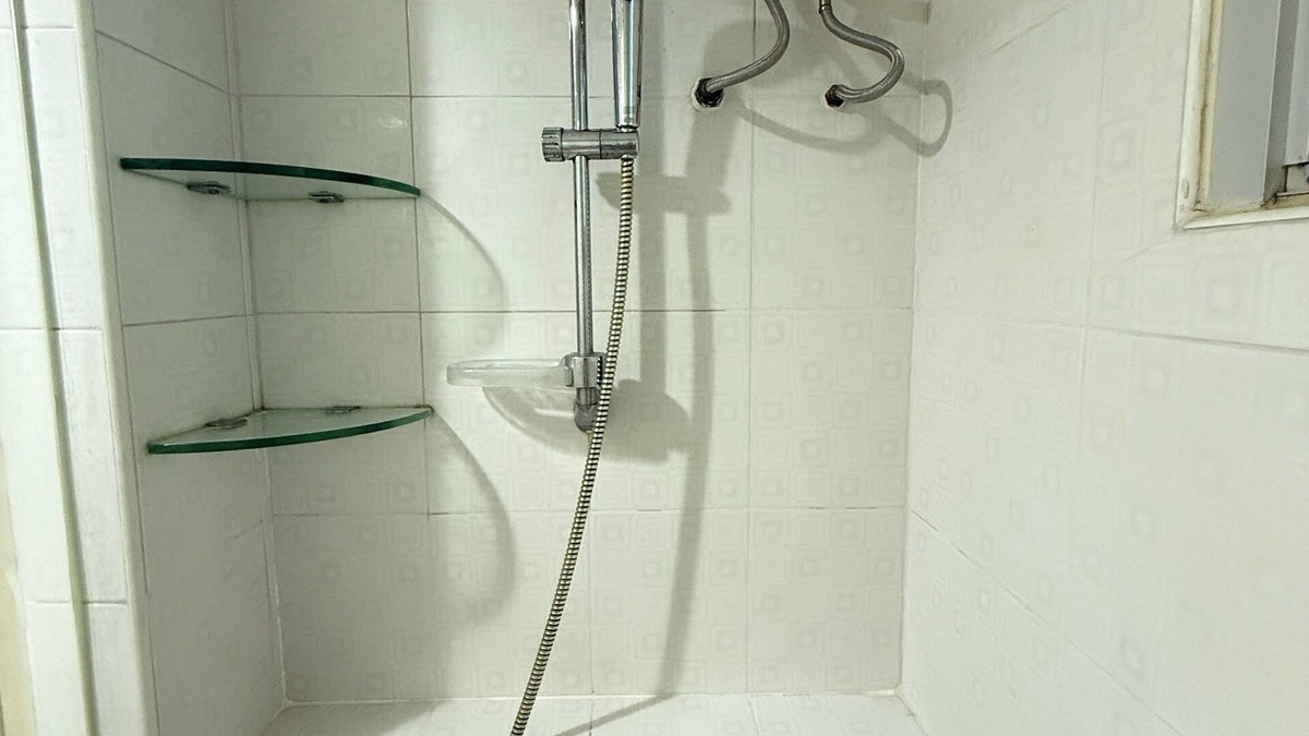 Sukhumvit Apartment | 1 BR - Near ThongLor BTS Pool and Gym with AC, WiFi