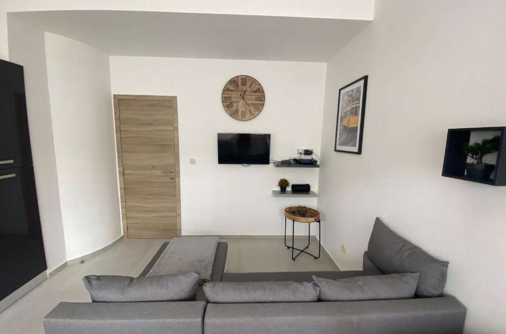 Belhez Apartment | 1-C Bel appart calme climatisé parking gratuit privé sur demande