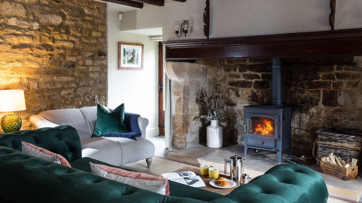 Stanton Cottage | 1 Chestnut Corner - a beautiful house in Stanton sleeping 4 guests