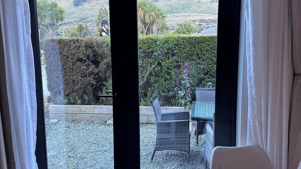 Glenorchy Apartment | #1 Glenorchy Alpine Deluxe Suite (Modernised)
