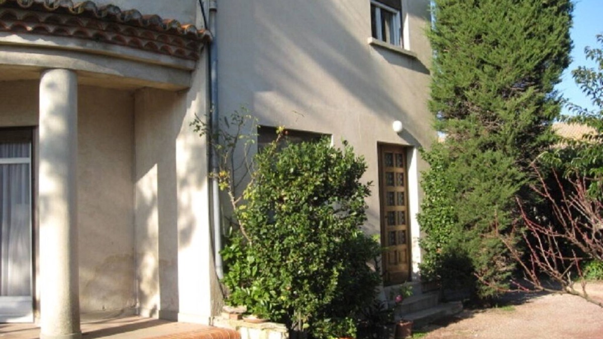 Gard Rhodanien Bed & Breakfast | 1 homestay in a private house with garden