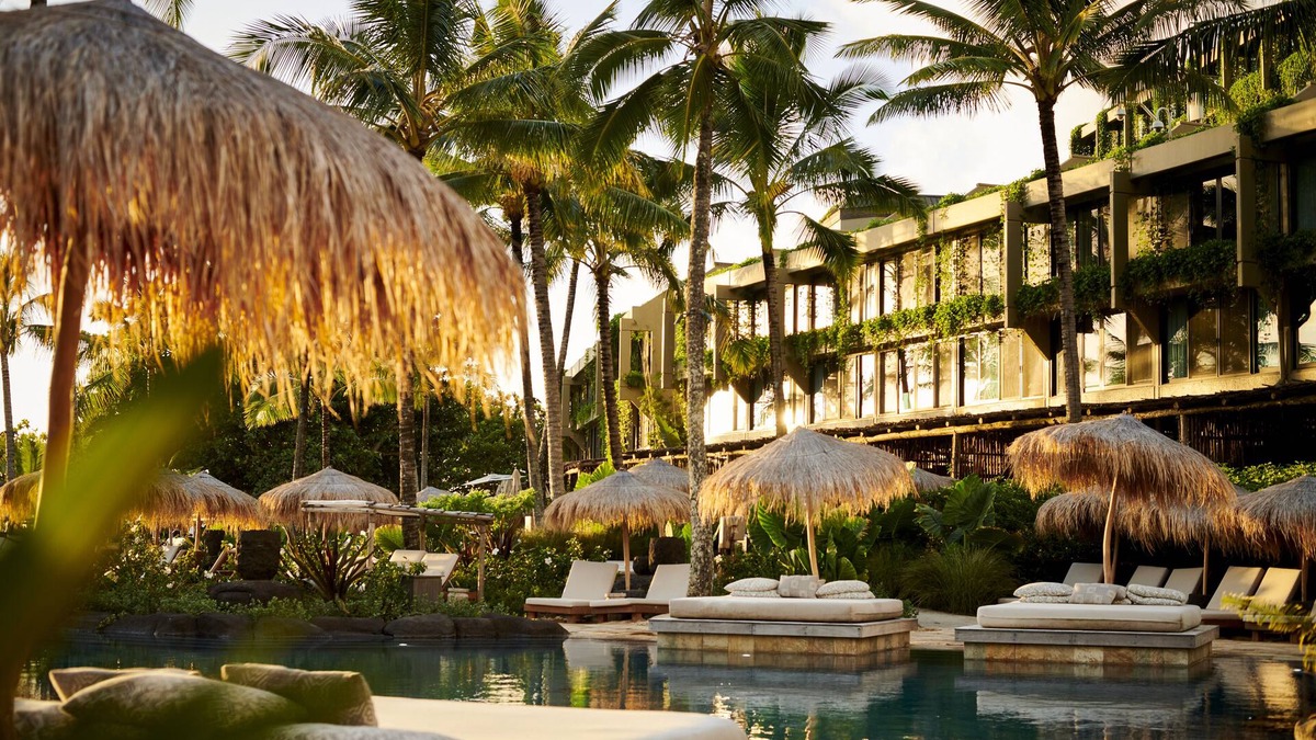 Princeville Resort | 1 Hotel Hanalei Bay