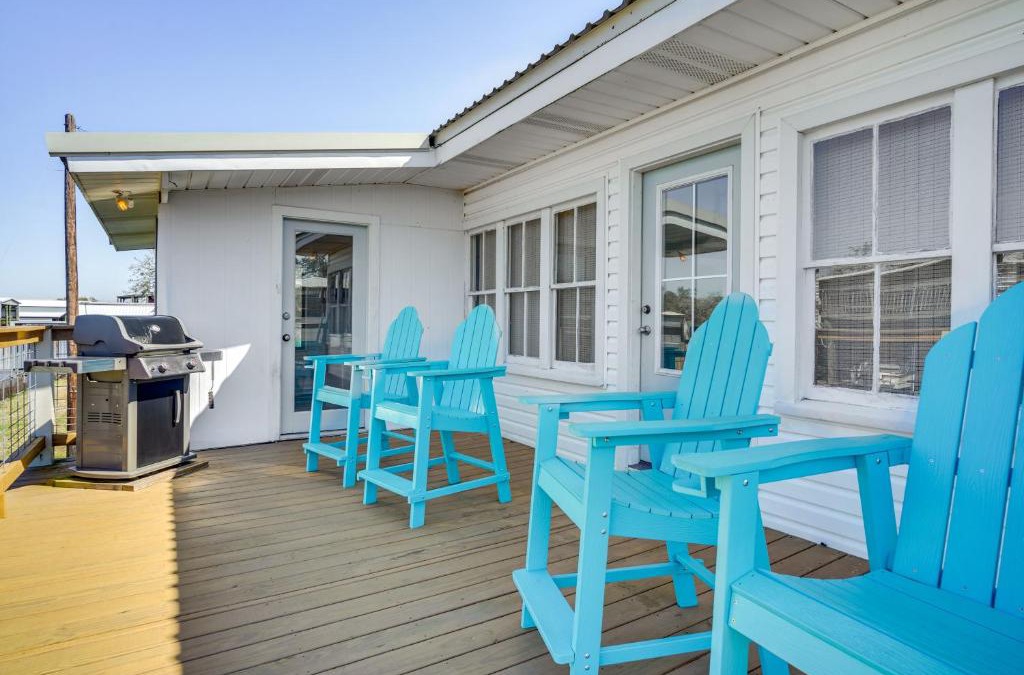 Cypremort Point House | 1 Mi to Cypremort Point Waterfront Gem with Dock!
