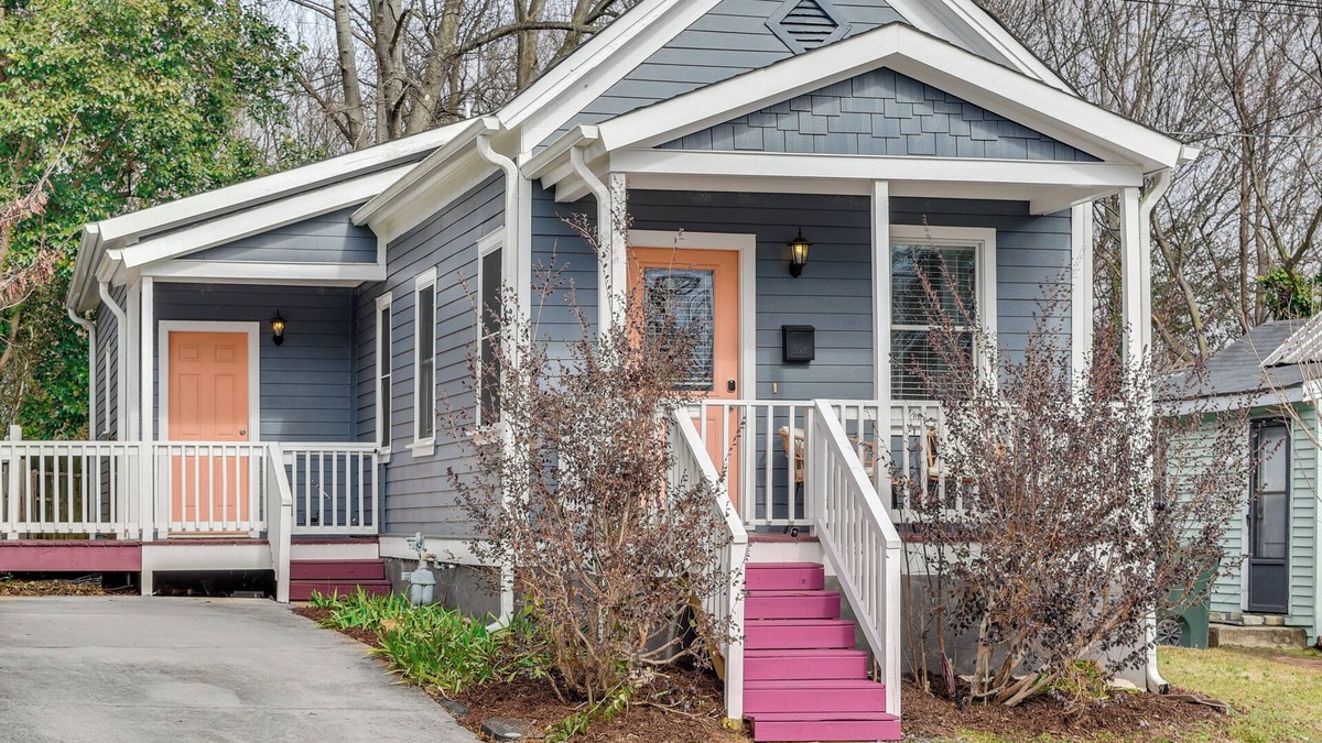 Downtown House | 1 Mi to Dtwn: Home w/Backyard in Raleigh!
