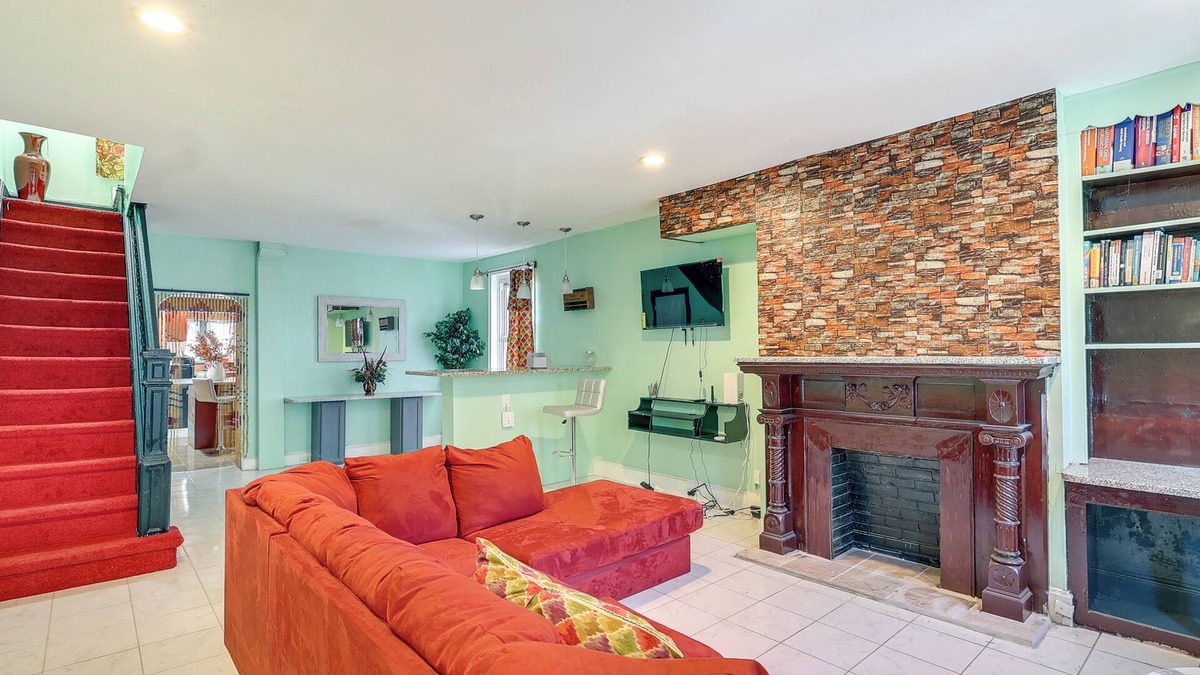 Chester House | 1 Mi to Hospital: Townhouse w/Patio in Chester