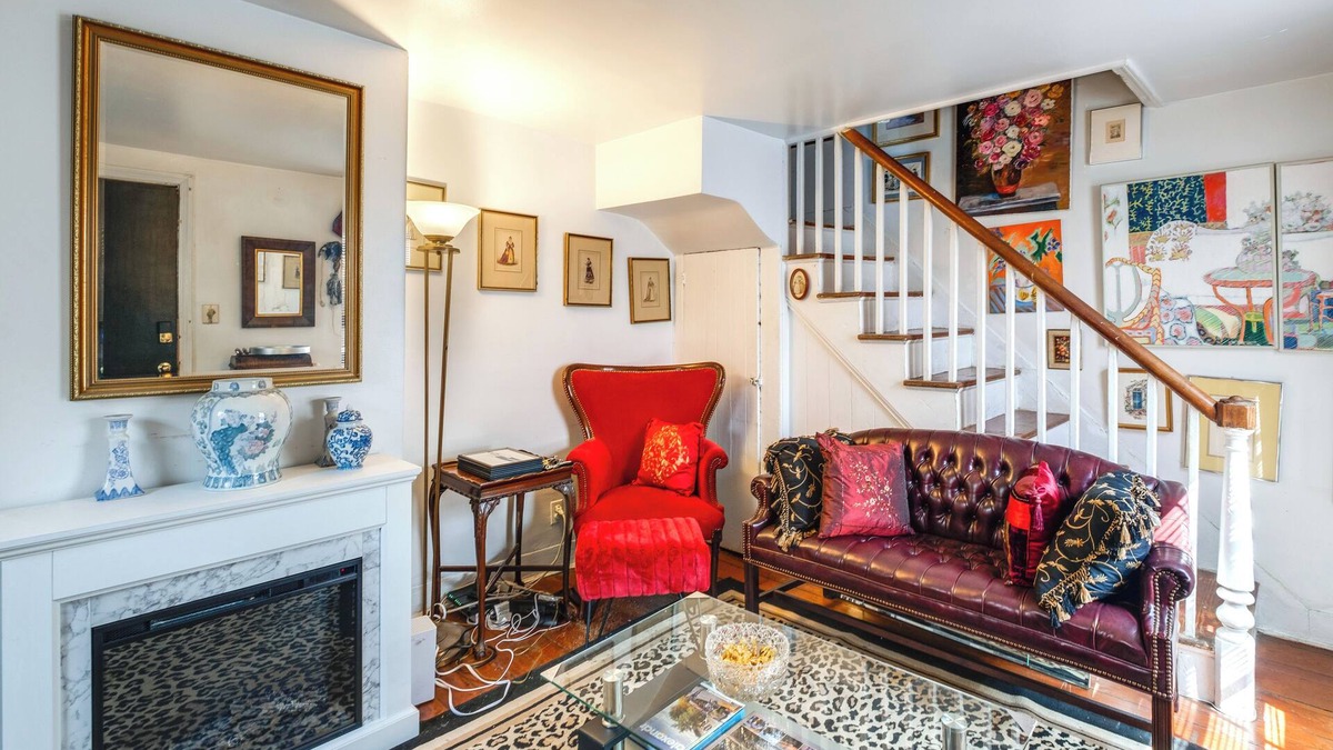 Old Town Alexandria House | 1 Mi to Old Town: Historic Area Gem in Alexandria