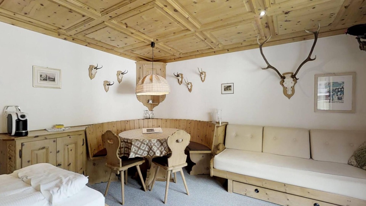 Silvaplana Apartment | 1-room flat on the 2nd floor, approx.