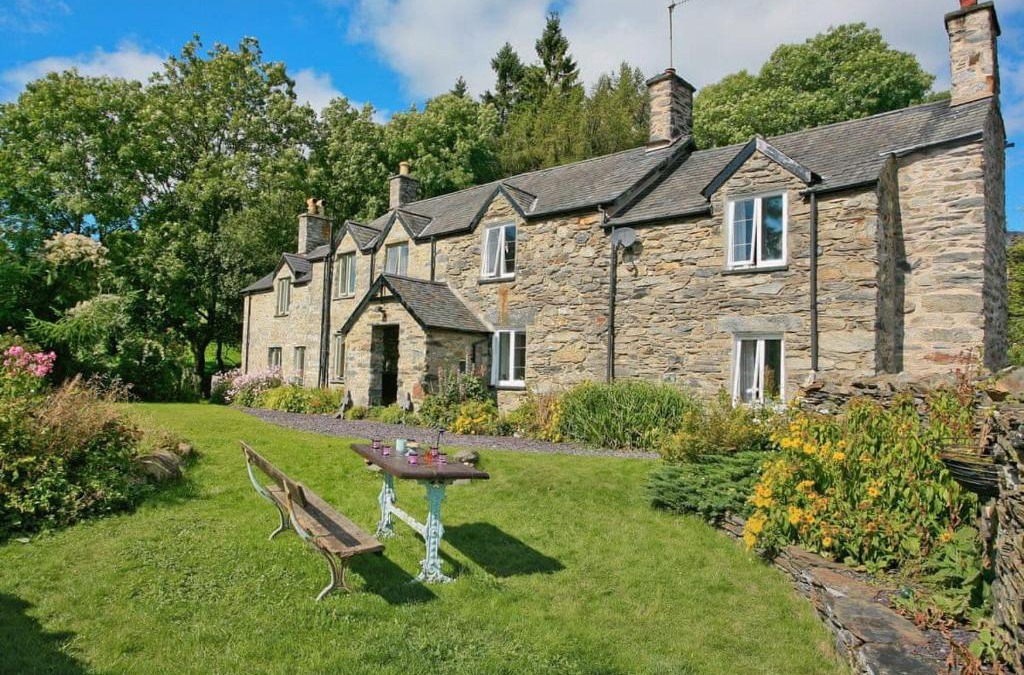 Dolwyddelan House | 1 Tan-y-castell