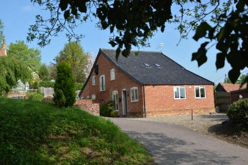 Huntingfield House | 1 The Old Coach House