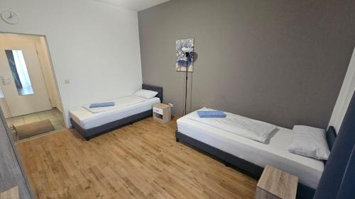 Munchen District Apartment | 1 Zimmer Room