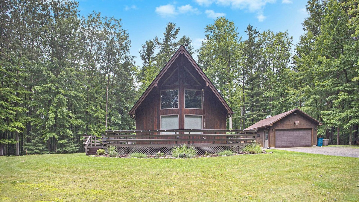 Manistee House | 10-Acre Family Home Near Lk MI