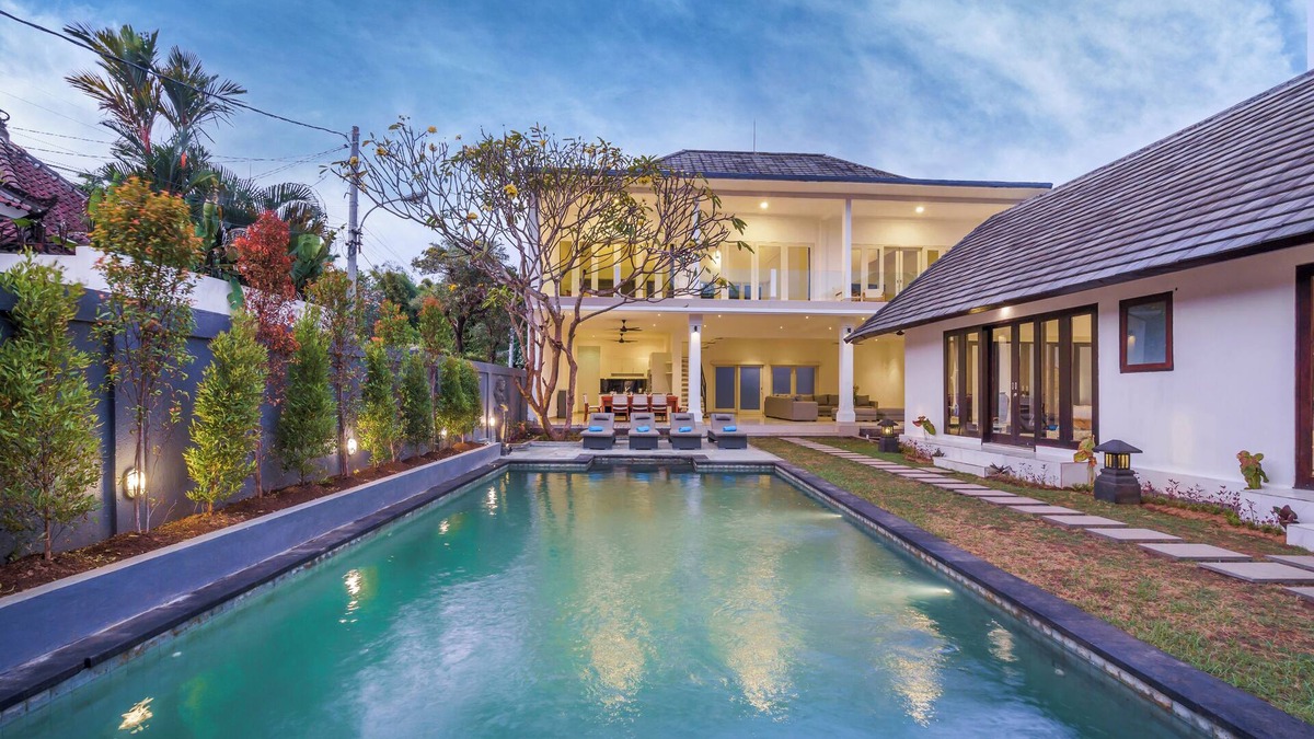 Drupadi Villa | 10 Bdr-Last Minute Deal 50%+OFF! Seminyak