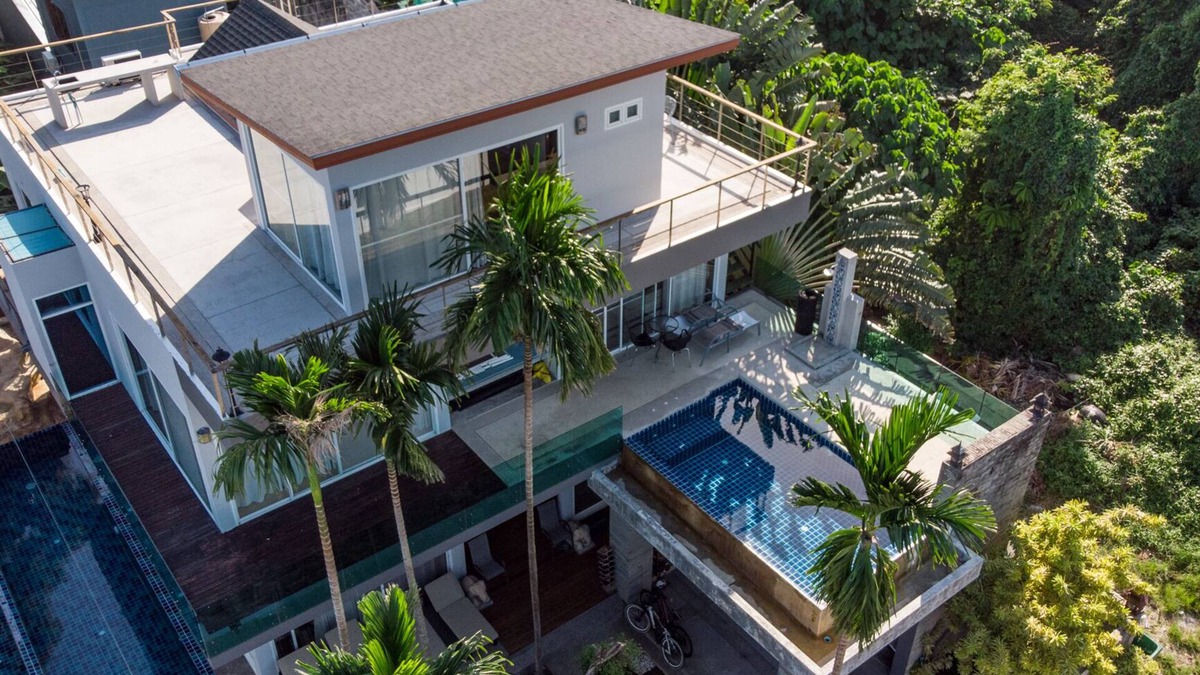 Ban Saiyuan Villa | 10 Bedroom/13 bathrooms. Ocean View Villa in Rawai. 3 swimming pools, zip line.