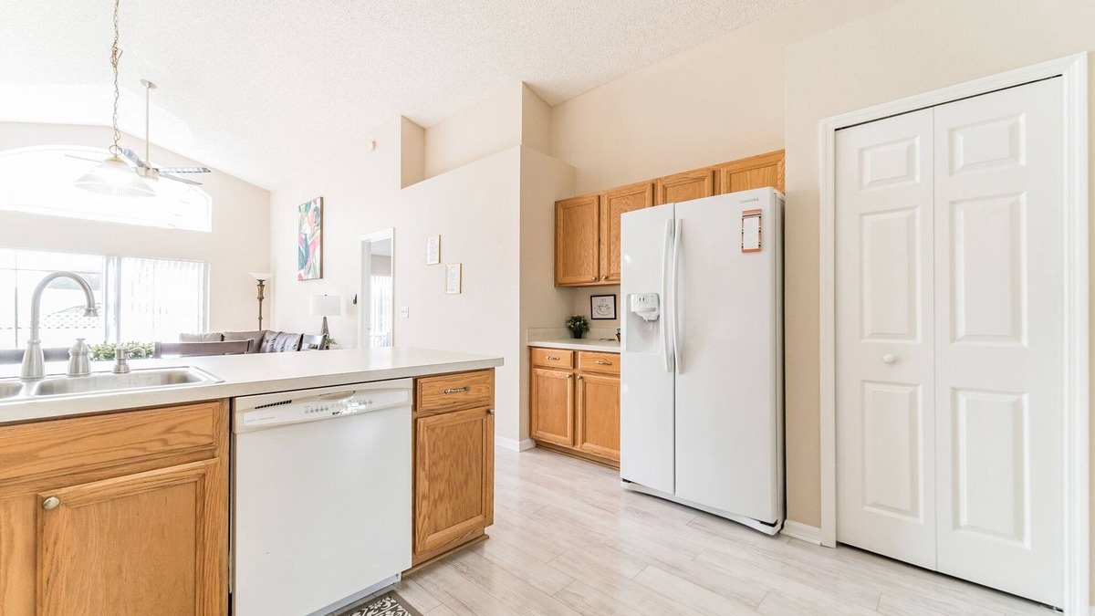 Westridge Villa | 10 Mi to Disney!~COZY, SPACIOUS HOME W/POOL & GAME ROOM🌟4 BR/3 BA☀️
