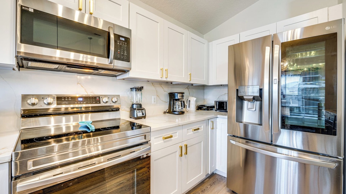 Highgate Park House | 10 Mi to Disney: Family Retreat w/Game Room!