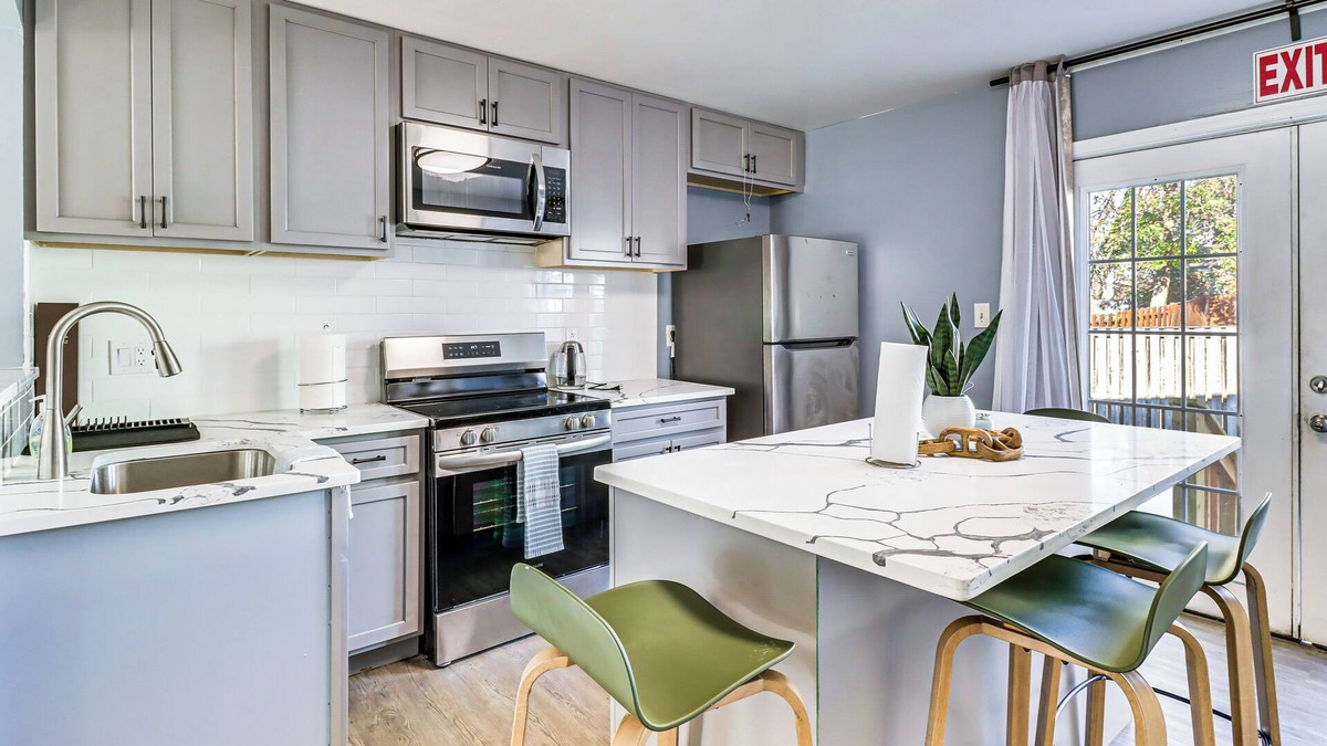 East Riverdale House | 10 Mi to Washington, DC: Modern Riverdale Park Gem