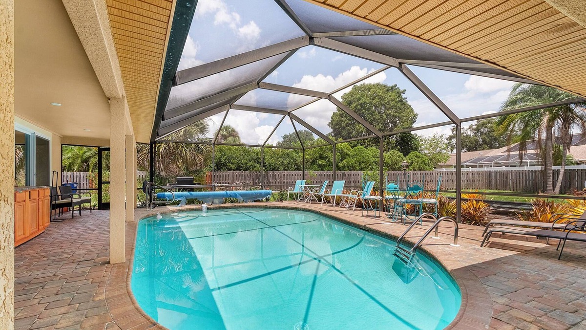 McGregor House | 10 Miles to Fort Myers Beach