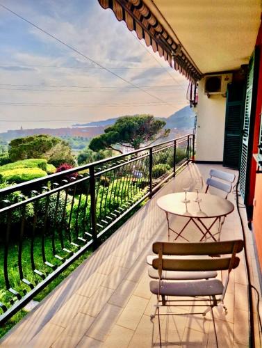 Rezza Apartment | [10 min. dalla spiaggia] Double Suite nel verde