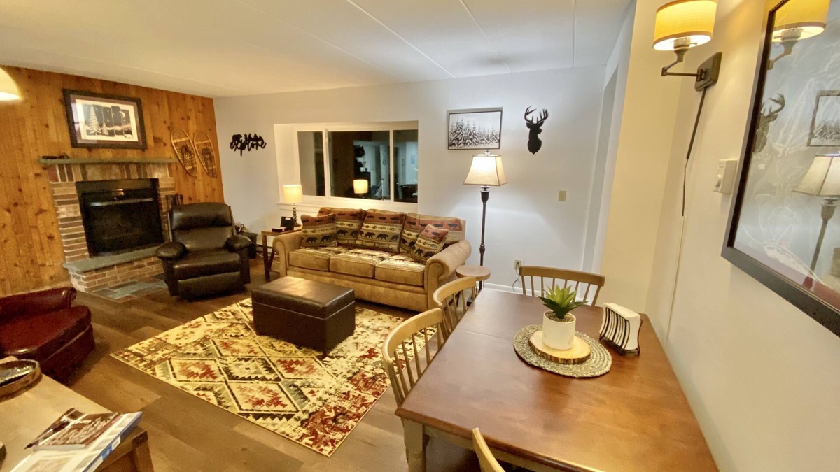 Killington Condo | 10 min Walk or Free Shuttle to Snowshed Lift! 2BR/2 Bath @ Mt Green Resort