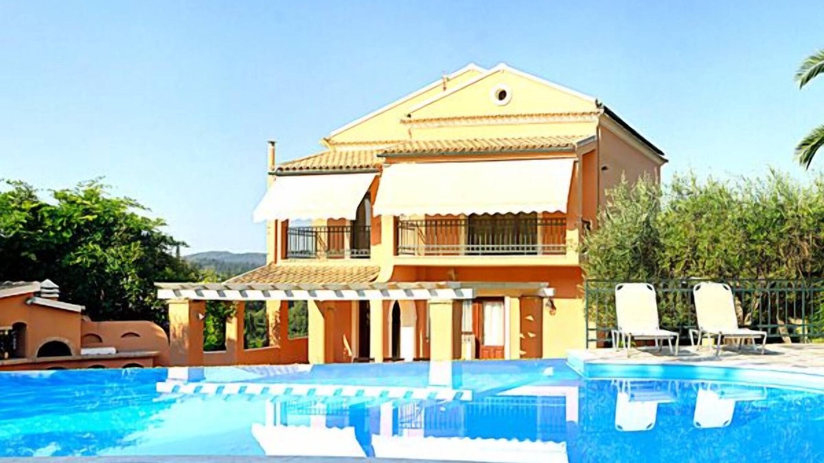 Agios Ioannis Villa | 10 mins from Glyfada & Pelekas Beaches, and 20 mins from Corfu Town