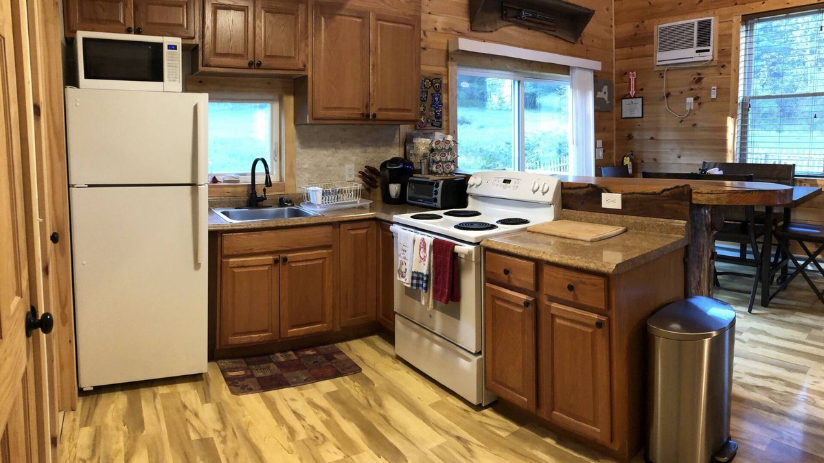 Laurens Cabin | 10 MINS to Allstar Village, 20 MINS to Dreamspark