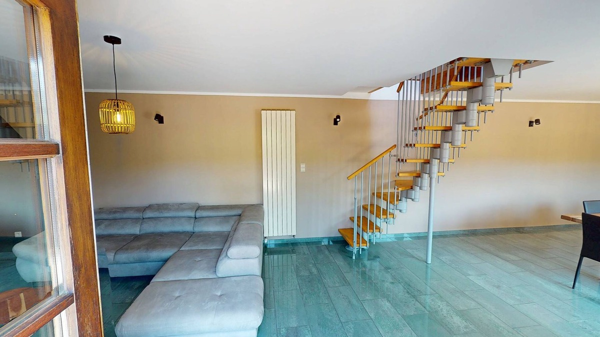 Mons House | 10 minutes from the center of Mons and 20 minutes from the Pairi Daiza park.