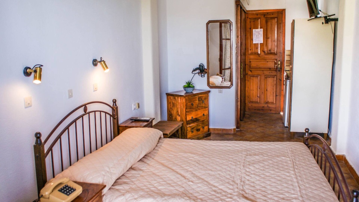 Ydrousa Apartment | 10 minutes from the centre