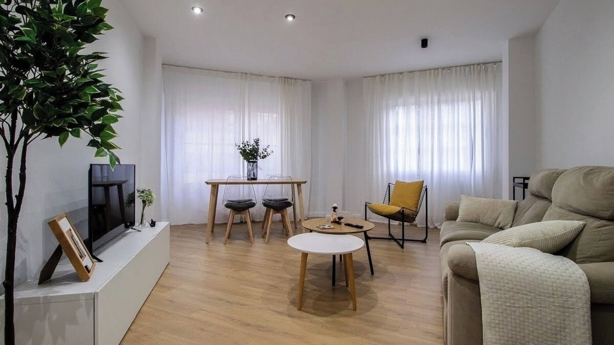 Pontevedra Apartment | 10 minutes from the beach! 10 minutes walk to the center.bright and quiet.