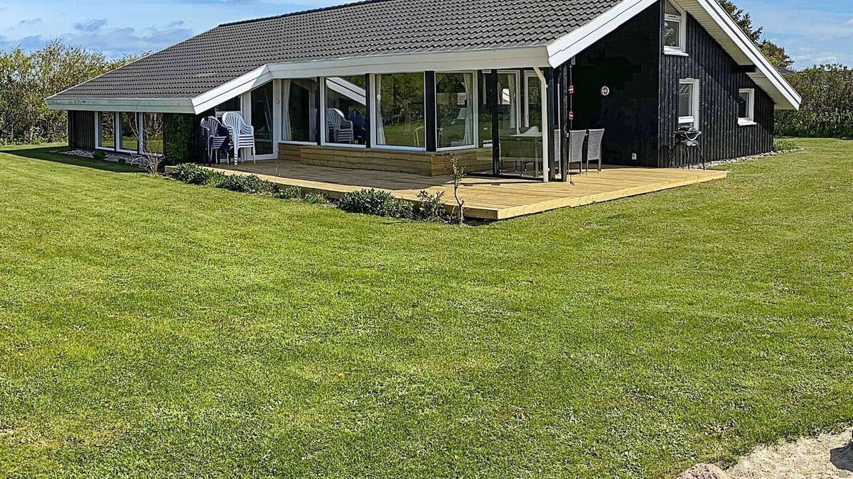 Lonstrup House | 10 person holiday home in Hjørring-By Traum