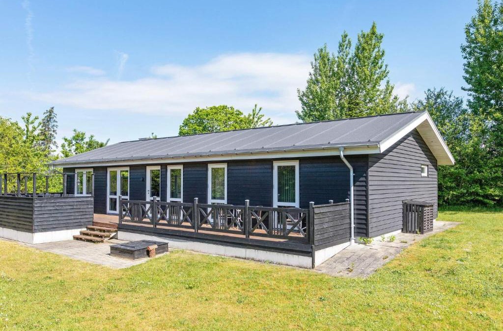 Trend House | 10 person holiday home in Løgstør-By Traum