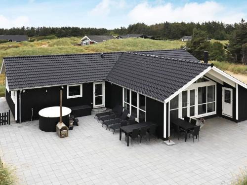 Hvorup Klit House | 10 person holiday home in Løkken-By Traum